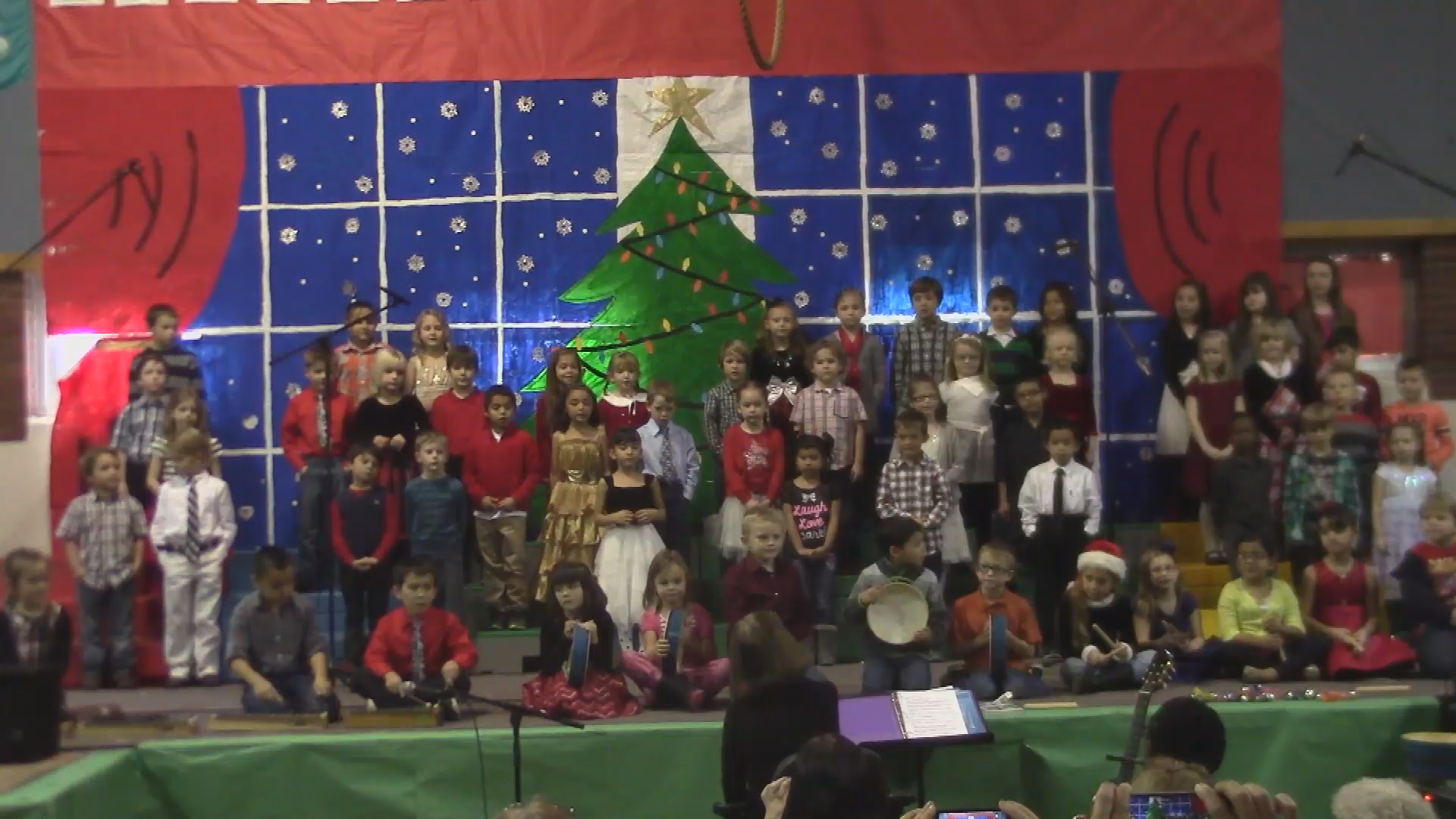 Thumbnail image for Lincoln Holiday Program K-1 2015